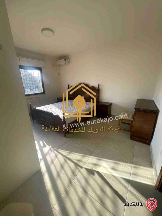 شقة فارغة طابق ثاني مساحة 130م للإيجار في عمان - الدوار السابع 