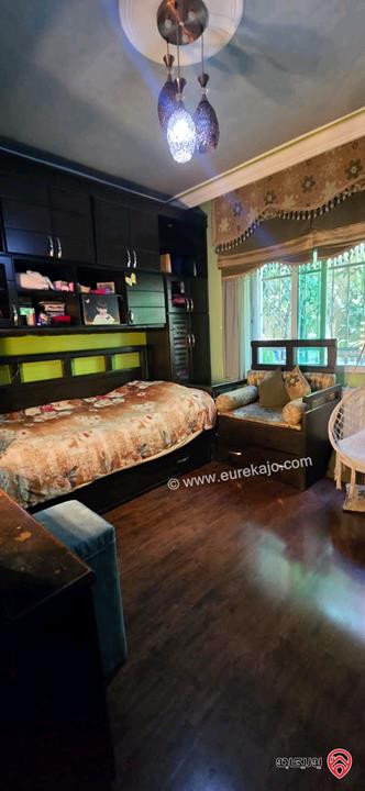 شقة ديلوكس أرضية مساحة 240م داخلي و 300م خارجي للبيع في عمان - تلاع العلي