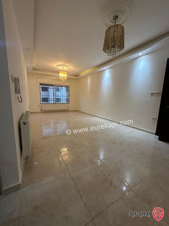 شقة طابق ثاني مساحة 150م للايجار في عمان - خلدا