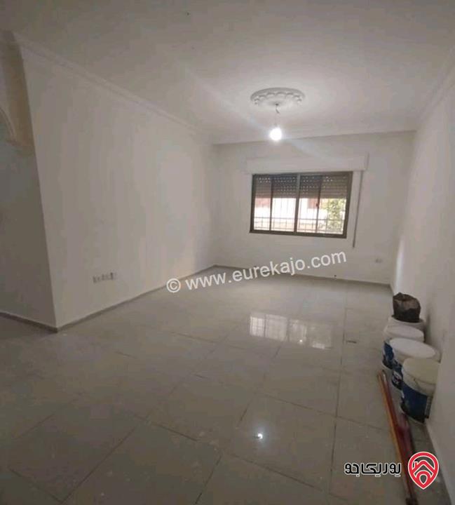 شقة طابق أول مساحة 164م للبيع في عمان - طبربور