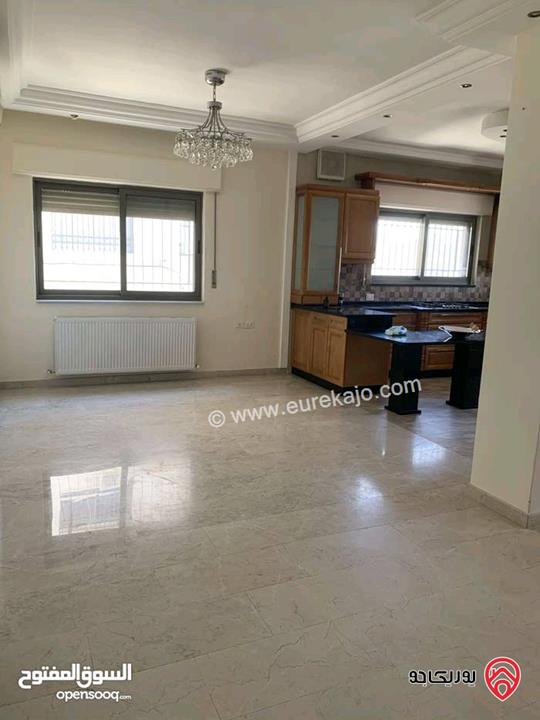 شقة فارغة طابق أول مساحة 168م للايجار في عمان - طريق المطار