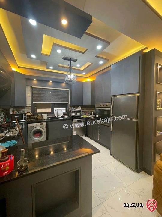 شقة طابق ثاني مساحة 165م للبيع في اربد - ايدون