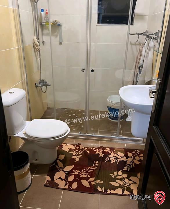 شقة طابق ثالث مساحة 175م للبيع في عمان - خلدا 