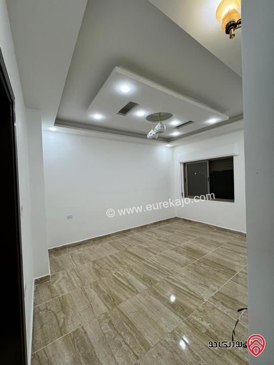 شقة طابق ثالث مساحة 100م للايجار في عمان - السابع