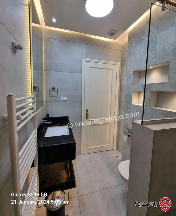 شقة أرضية مساحة 200م للايجار مفروشة في عمان - عبدون