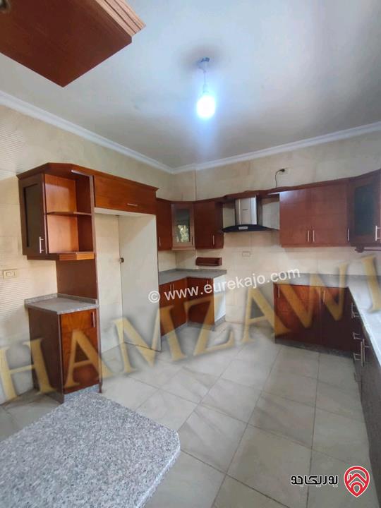 شقة مميزة مساحة 225م طابق ثاني للايجار في عمان - ضاحية النخيل 