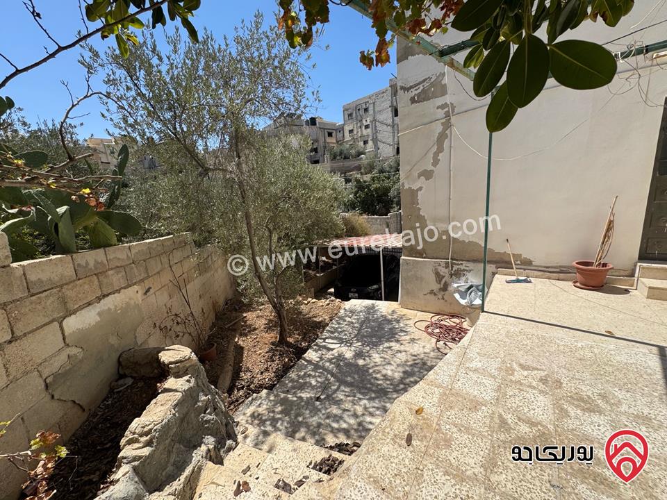 منزل مساحة 230م على أرض 450م للبيع في الزرقاء/الزواهرة – بالقرب من مسجد المصطفى ومسجد الفلاح