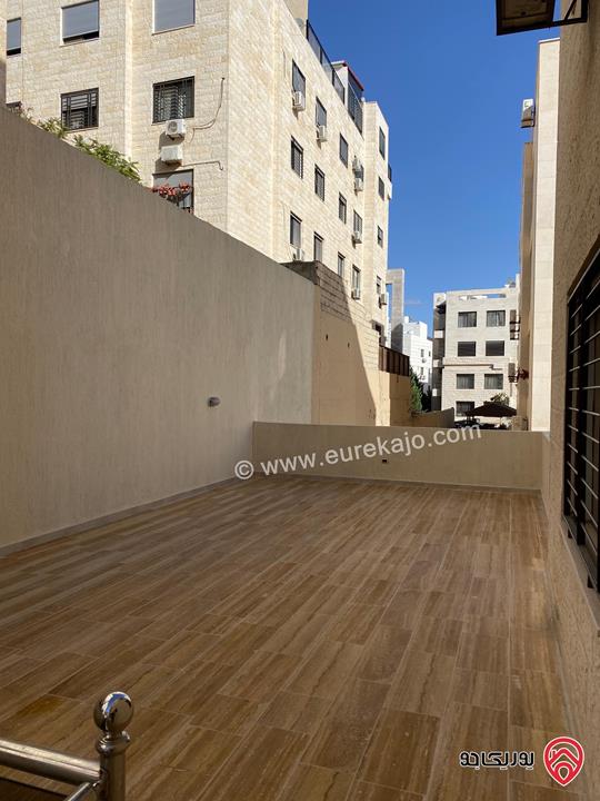 شقق طابق ارضي مساحة 200م و طابق ثالث دوبلكس مساحة 260م للبيع في عمان - خلدا 