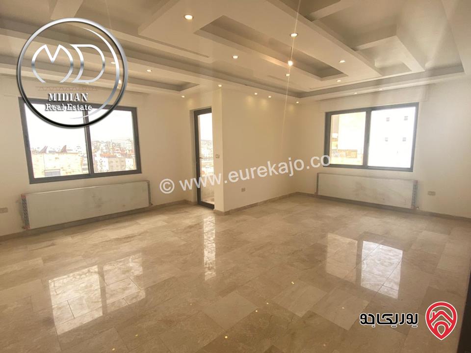 شقق فارغة للايجار في عمان - ضاحية النخيل مساحات 190م تشطيبات و ديكورات سوبر ديلوكس اطلالة جميلة بسعر مميز