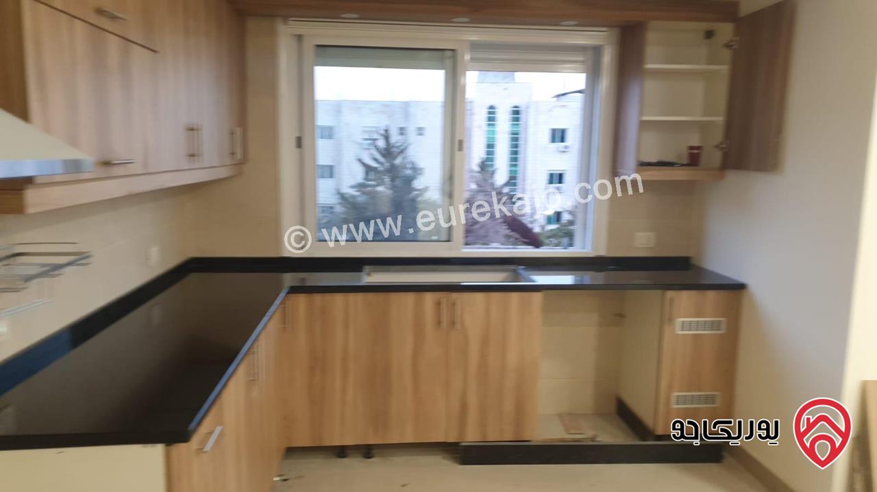 شقة عائلية مفروشة مساحة 180م للإيجار في عمان - ضاحية الرشيد