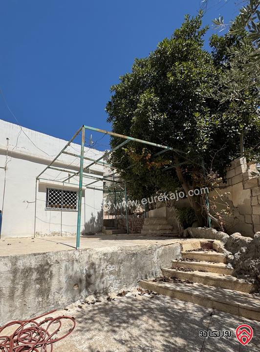 منزل مساحة 230م على أرض 450م للبيع في الزرقاء/الزواهرة – بالقرب من مسجد المصطفى ومسجد الفلاح