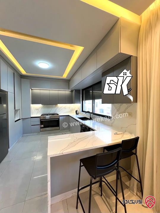 شقة مفروشة طابق ثاني مساحة 190م للإيجار في عمان - خلدا