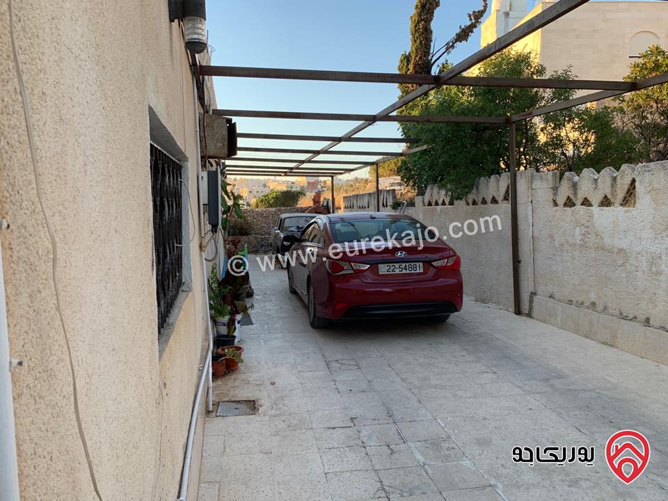 منزل مستقل مساحة 170م على أرض 1 دونم و 750م للبيع في السلط