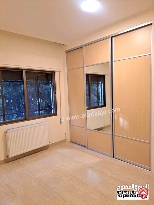 شقة طابق اول مساحة 250م للايجار في عمان - دير غبار