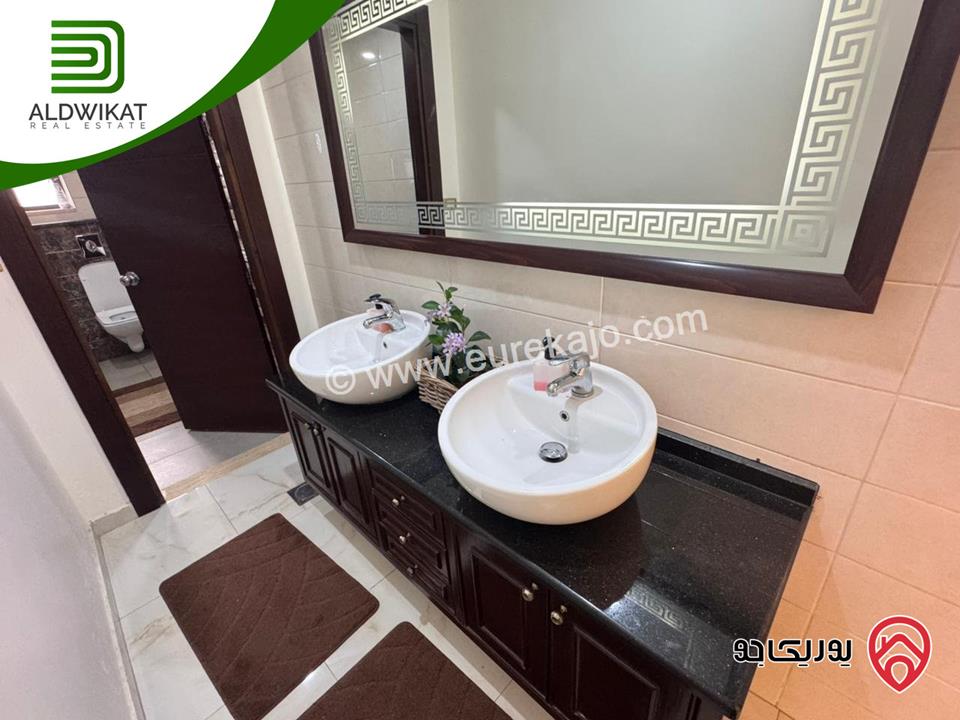 فيلا مستقلة للبيع في عمان - على طريق المطار / الغباشية مساحة البناء 1000م ومساحة الارض 1240م موقع مميز على شارعين