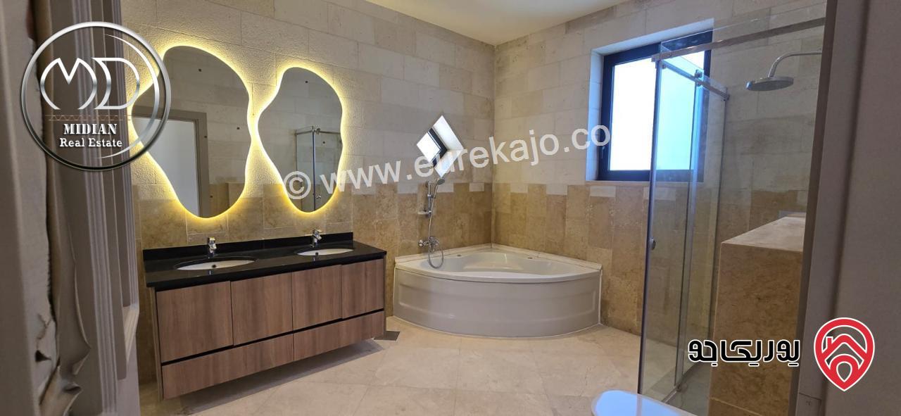 رووف طابقي فارغ للايجار في عمان - أجمل مواقع ام السماق مساحة 500م مع تراسات تشطيبات ديكورات عصرية فاخرة اطلالة رائعة