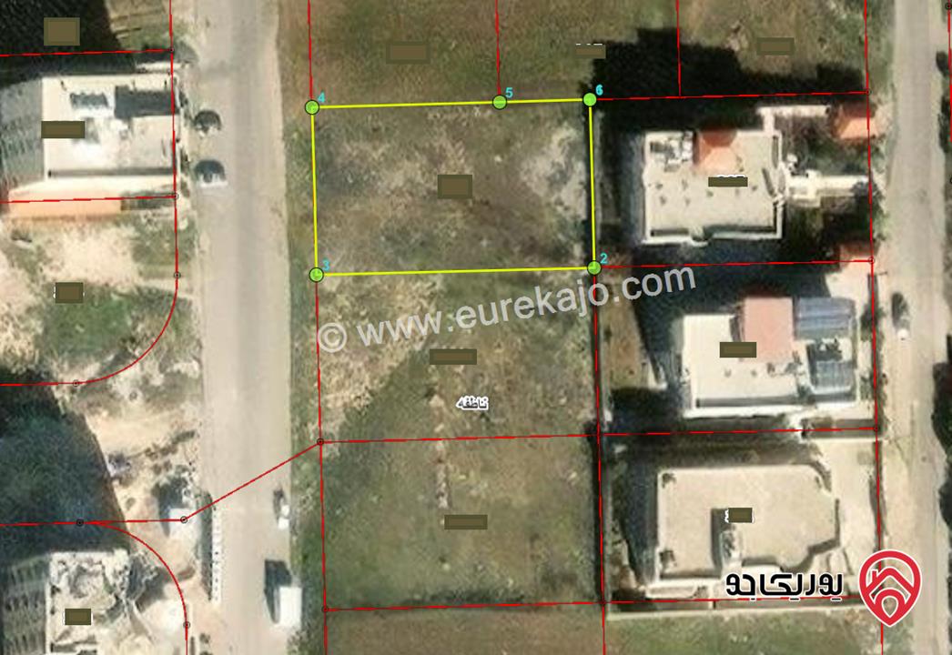 ارض 960م للبيع في اربد - من ارضي ناطفة ضمن حوض فروخ 