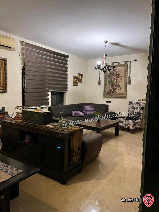 بيت مستقل مساحة 600م على أرض 700م للبيع في عمان - ابو السوس بالقرب من الجامعة الجديدة 