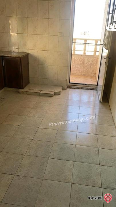 شقة طابق رابع مساحة 125م للبيع في عمان - ماركا الشمالية 