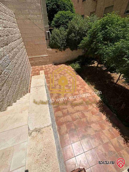 شقة فارغة طابق أرضي مساحة 125م داخلي ومساحة خارجية 100م للإيجار في عمان - خلدا 