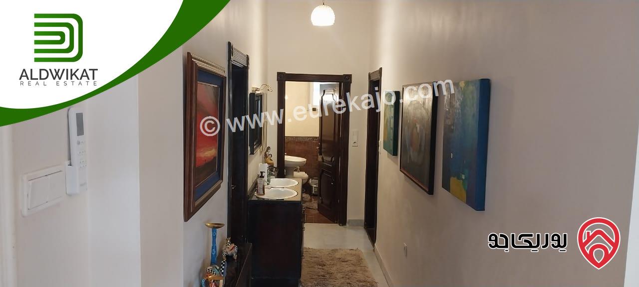 فيلا مستقلة للبيع في عمان - دابوق مساحة البناء 900م ، الارض 1580م ،الحديقة 800م والترس 400م