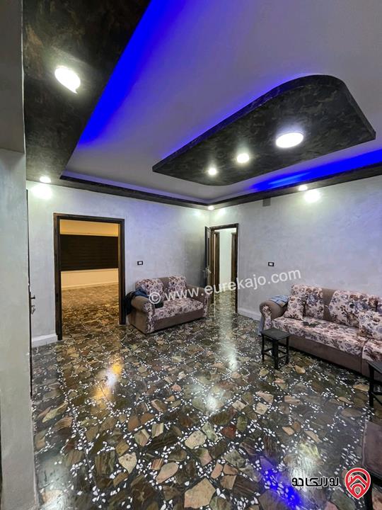 شقة طابقية طابق أول مساحة 140م للبيع في اربد