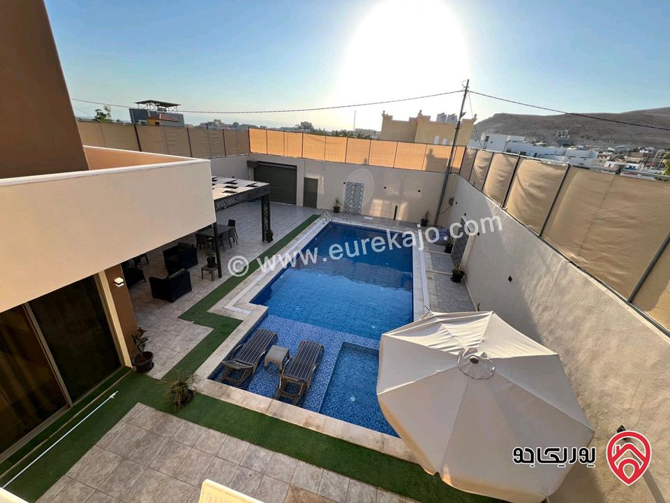 شاليه مساحة الأرض 344م والبناء 149م للبيع في البحر الميت - الجوفة