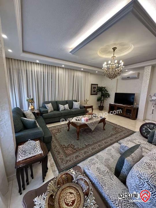 شقة مفروشة طابق ثاني مساحة 220م  للايجار في عمان - الرابية