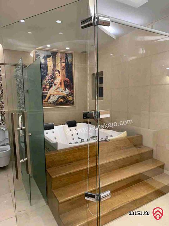 روف مساحة 100م مع جاكوزي للإيجار في عمان - الرابية 