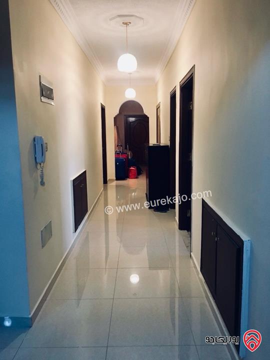 شقة مساحة 205م طابق أول للبيع في أبو نصير حي الضياء شمال عمان