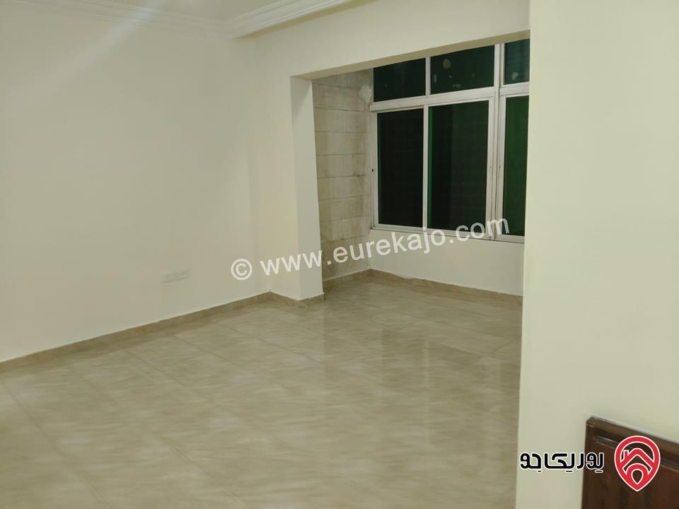 شقة فارغة مساحة 115م طابق اول للايجار في عمان - جبل الحسين 