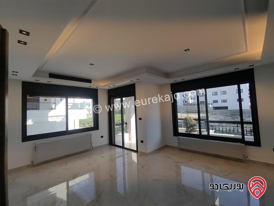 شقق حديثة 215 متر للبيع في عمان - حي الصحابة رجم عميش  