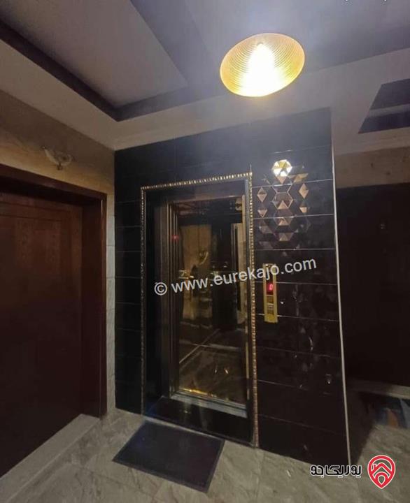 شقة فارغة طابق أول مساحة 150م للايجار في عمان - الرابية