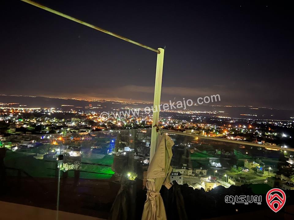 شاليه فخم جدا مساحة الأرض 311م على شارعين ومساحة البناء 220م للبيع في البحر الميت - الروضة 