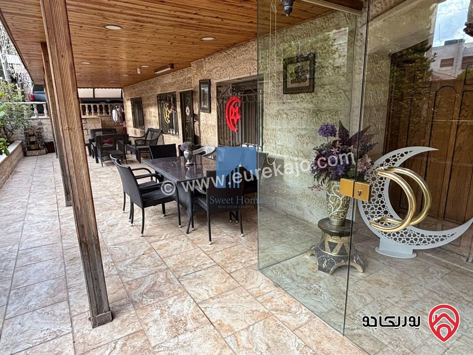 شقة فاخرة للبيع في عمان - خلدا خلف السيتي مول 180م مع حديقة وترسات 120م بسعر مغري