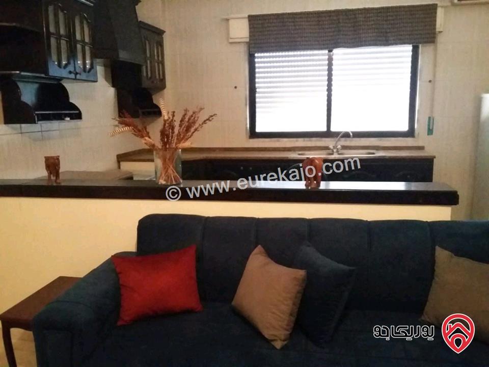 عمارة على أرض 750م للبيع في عمان - الجبيهة