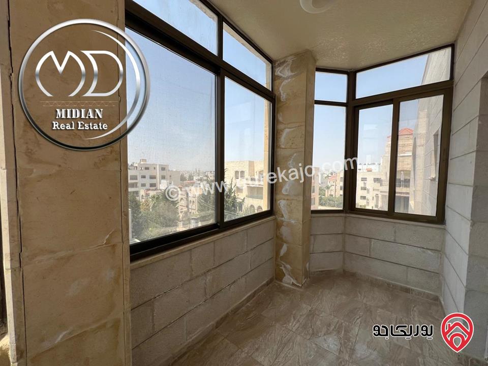 شقة فارغة للايجار في عمان - الصويفية مساحة 150م طابق ثالث تشطيبات سوبر ديلوكس اطلالة رائعة بسعر مميز