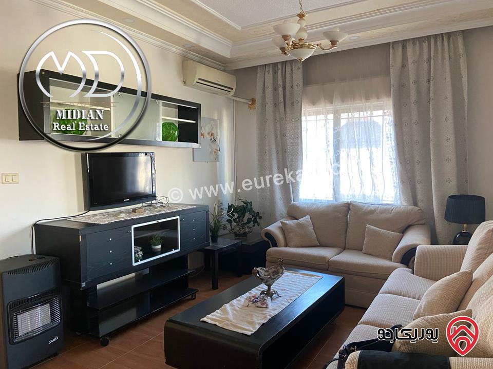 شقة مفروشة للايجار في عمان - الجاردنز مساحة 180م طابق ثالث تشطيبات و فرش سوبر ديلوكس بسعر مميز