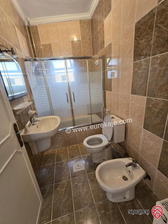 شقة مساحة 130م طابق اول للبيع في عمان - خلدا 