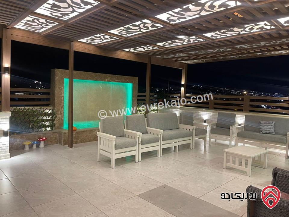 شقة طابق أخير مع روف مساحة 345م + ترس 60م للبيع في عمان - طريق المطار النخيل