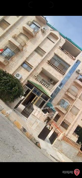 شقة ارضية مساحة 150م داخلي و 150م خارجي للبيع في عمان - تلاع العلي 