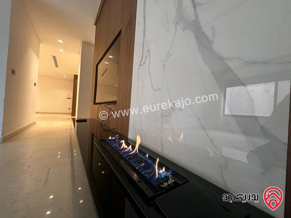 شقة شبه ارضية مساحة 360م داخلي و 150م خارجي للبيع في عمان - دابوق