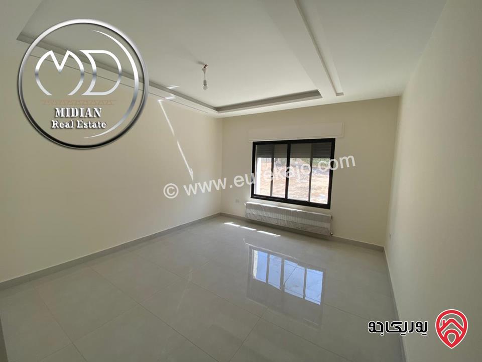 شقة ارضية جديدة فارغة للايجار في عمان - ضاحية الرشيد مساحة 180م مع ترس 30م تشطيبات ديكورات سوبر ديلوكس