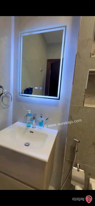 شقة طابق ثاني مساحة 205م للبيع في عمان - خلدا