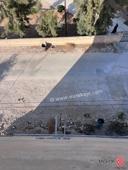 منزل مستقل 3 طوابق على أرض 700م للبيع في المفرق