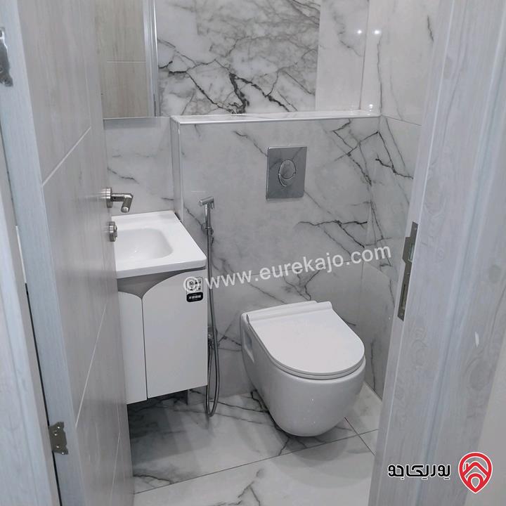 شقة طابق أول مساحة 150 م للايجار فارغ او مفروش في اربد