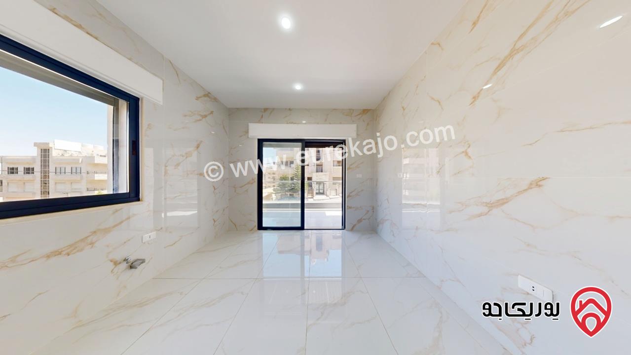 شقة مميزة ارضية مساحة 150م مع ترس 60م و كراج و مدخل مستقل للبيع في عمان - ضاحية الرشيد