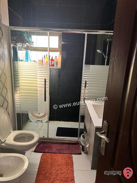 شقة فارغة مساحة 185م طابق ثالث للايجار في عمان - البنيات قرب طريق المطار