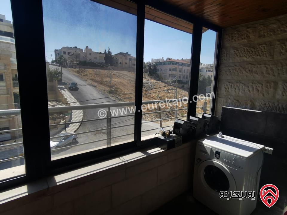 شقة فاخرة طابق ثالث مع رووف مساحة 430م للبيع في عمان - عبدون