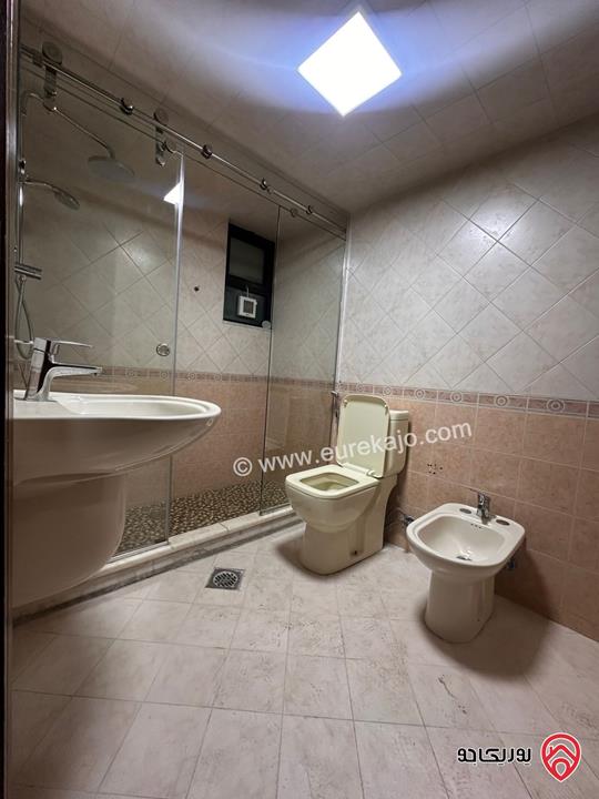 شقة طابق ثاني مساحة 220م للايجار في عمان - دير غبار 